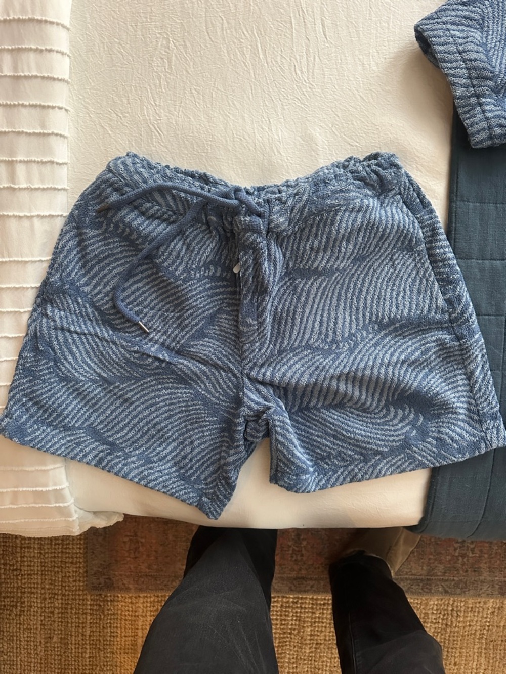 OAS Men's Blue Wave Pattern Short Sleeve Shirt & Shorts Set - Picture 5 of 6